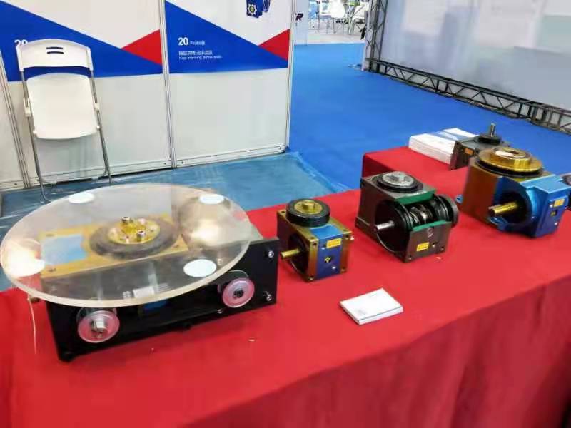 中型齒輪減速馬達(dá)該如何選擇？